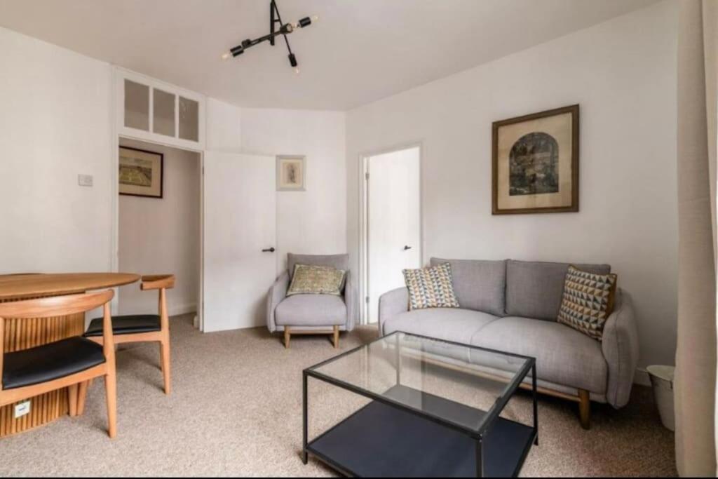 Modern Flat In Central Лондон Экстерьер фото